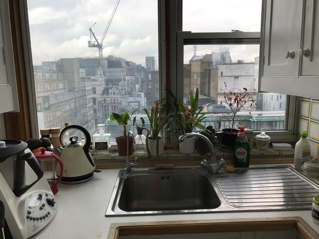 West End Apartment Лондон Экстерьер фото